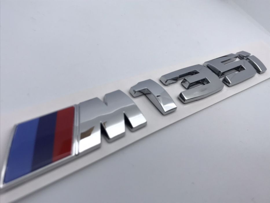 Emblema BMW M135i crom