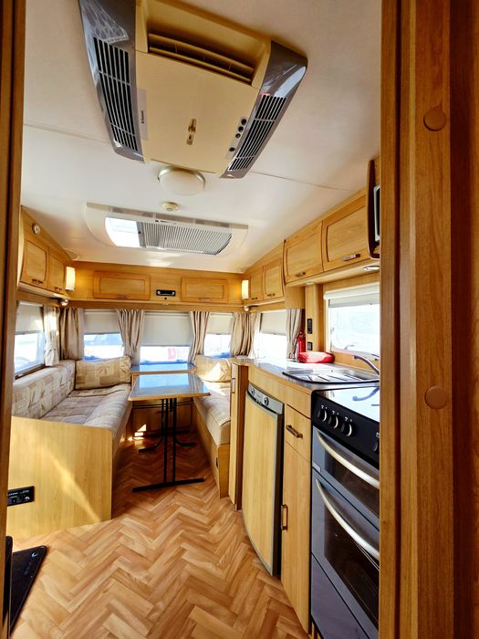 Rulota LUNAR înmatriculată clima moover pat fix