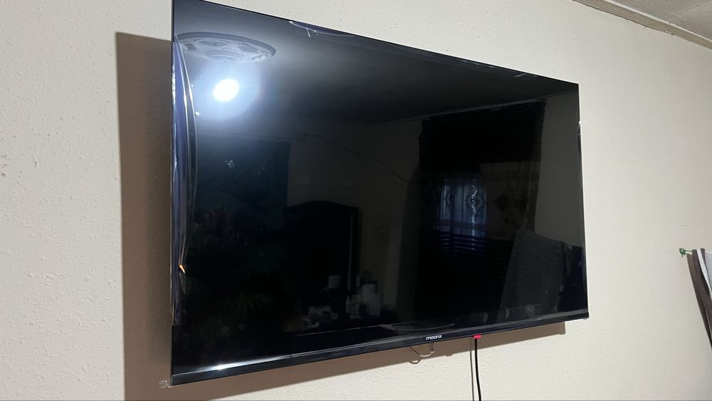 Телевизор MOONX 43 smart FHD LED tv