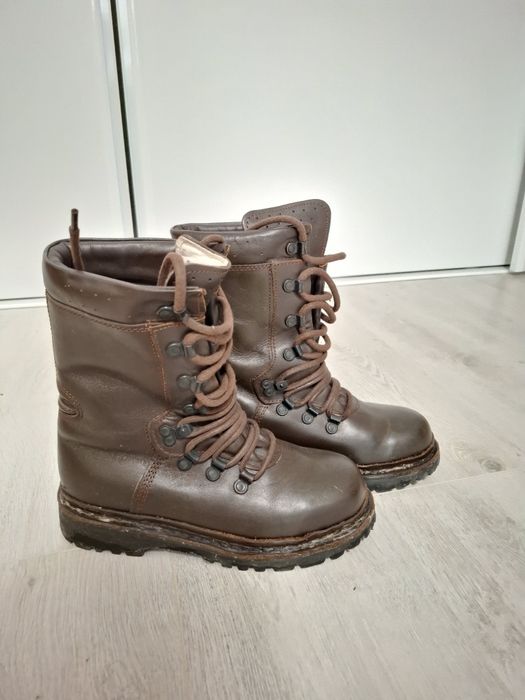 Bocanci militari maro