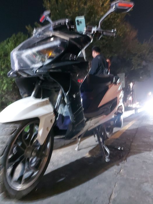 Motosikl sotiladi kel8shamiz