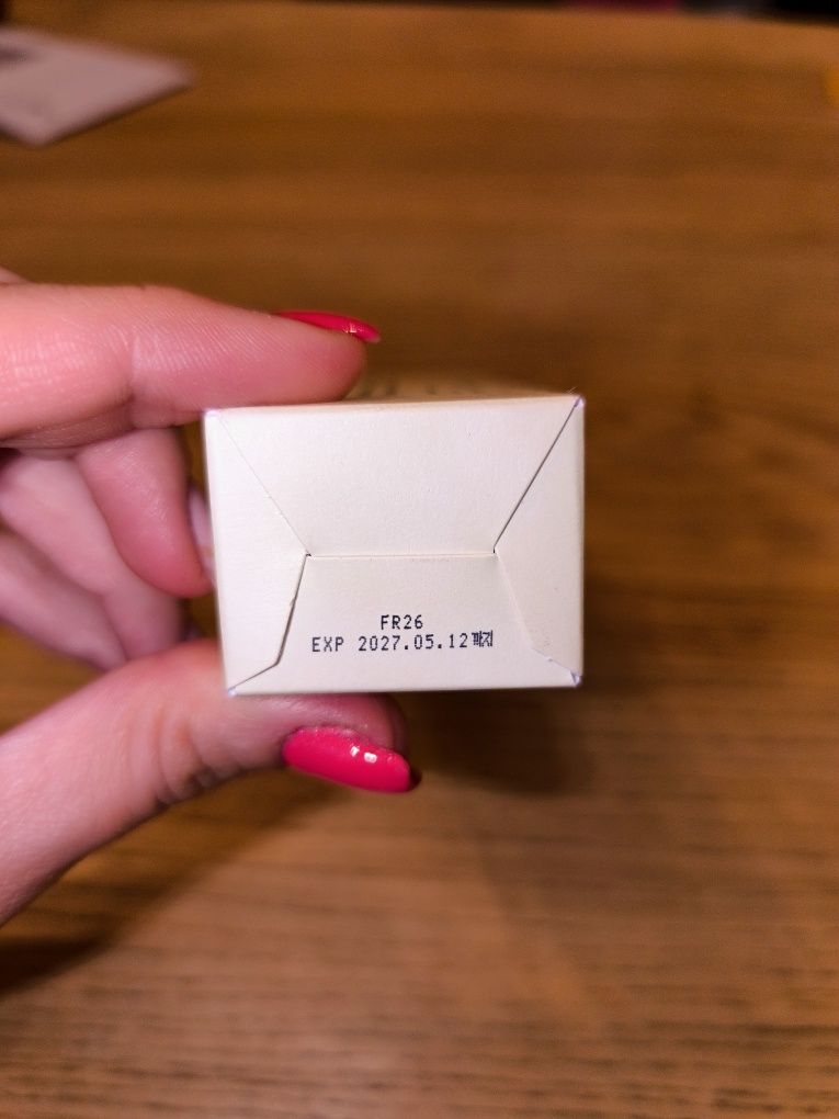 AXIS-Y Dark spot correcting glow serum