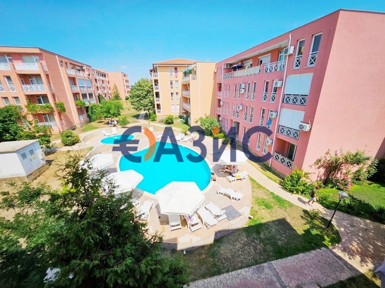 Необзаведено студио в комплекс Sunny Day 6, 28 кв.м., Слънчев бряг,