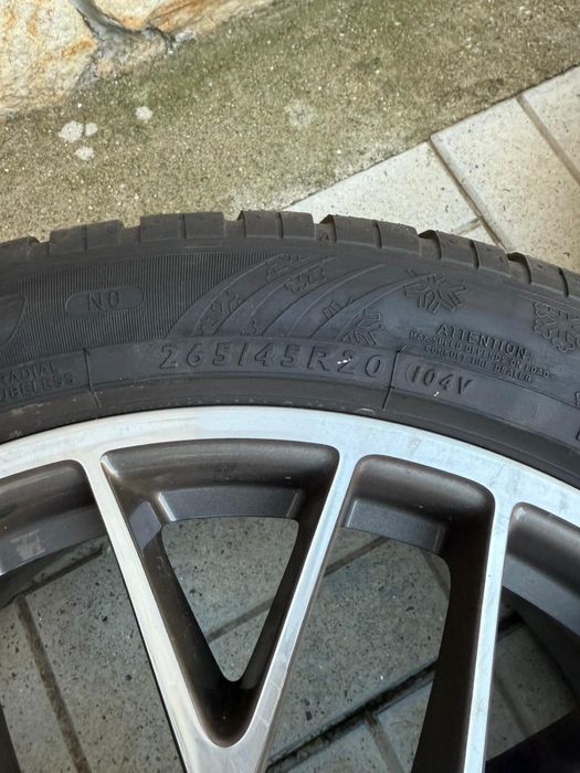 Гуми с Джанти 20 Porsche Macan sport packet