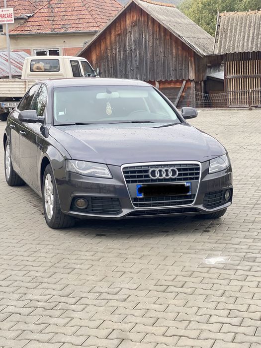 AUDI A4 b8.