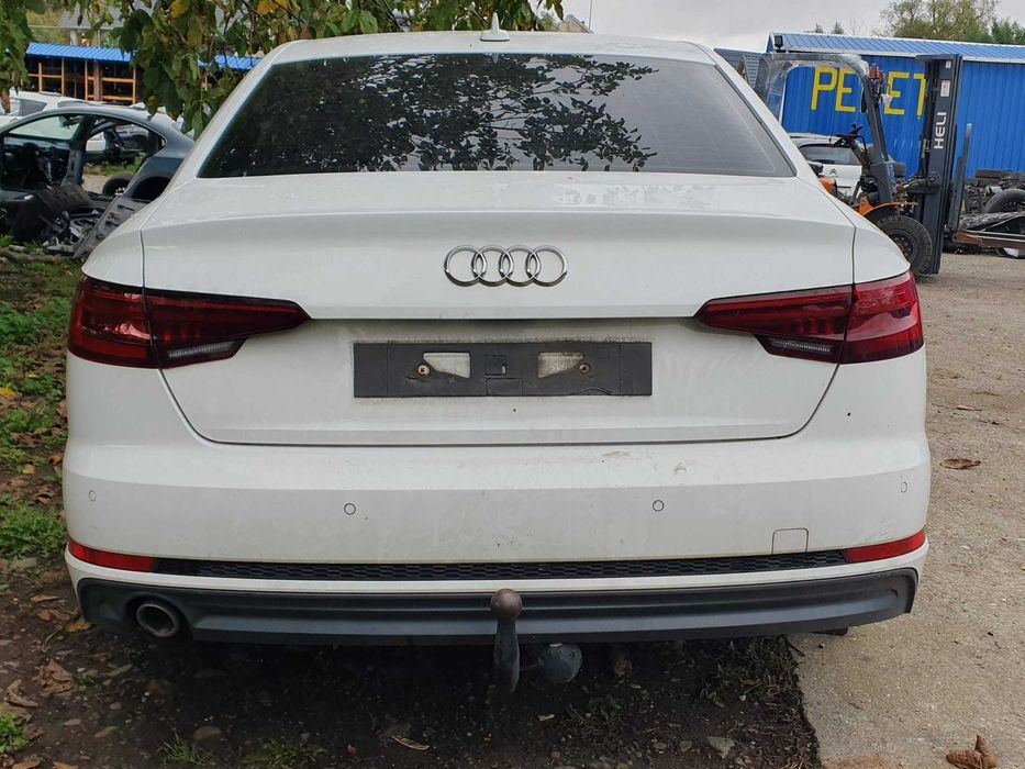 Dezmembrez Audi A4 B9 S Line 2.0 TDI S-A 2017