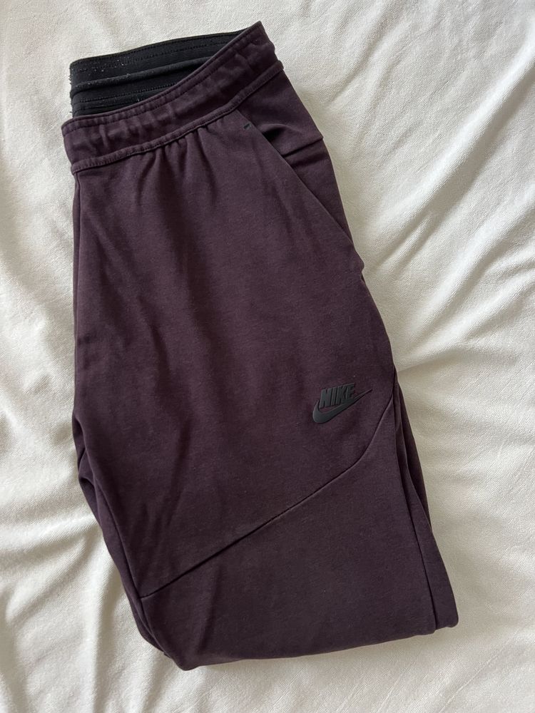 Nike tech pack /tech fleece S размер