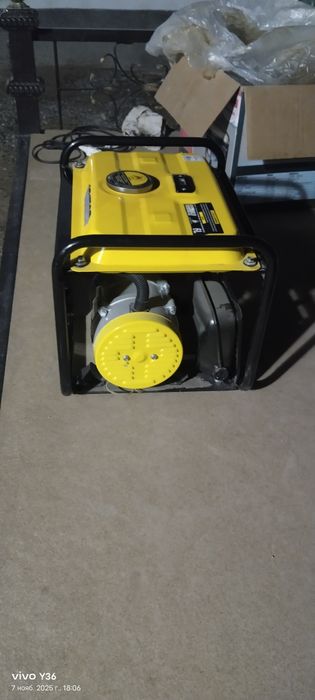 Генератор 1 кв.   В отличном состоянии.