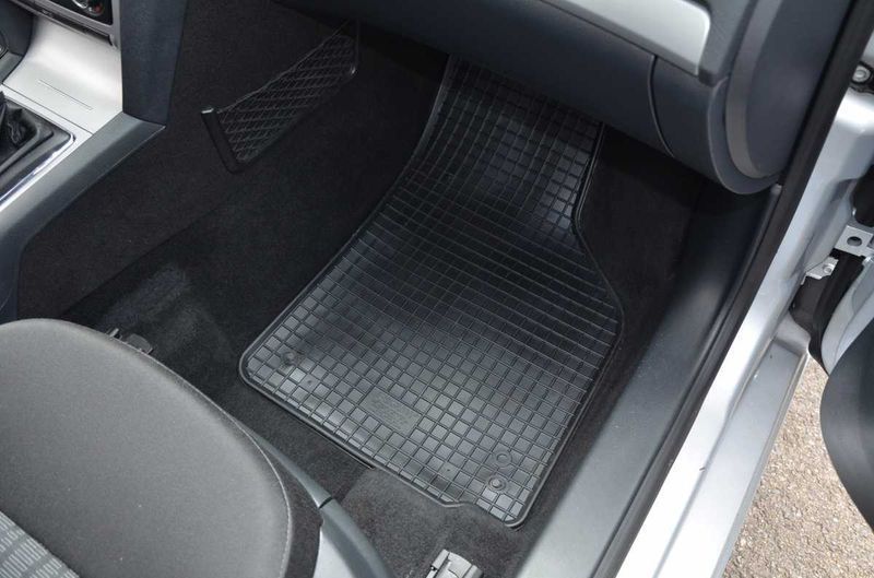 Гумени стелки или багажник VW GOLF V 5 VI 6 Jetta SCIROCCO от2003-2017