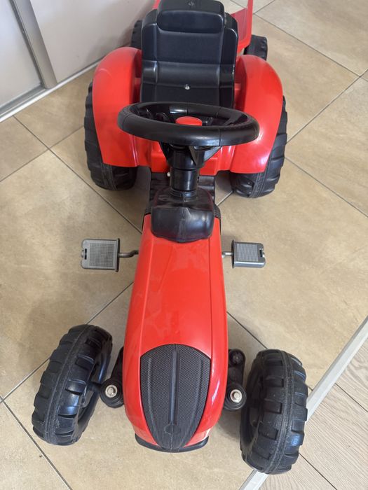 Tractor cu remorca