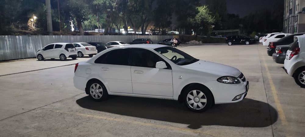 Лачетти / Жентра