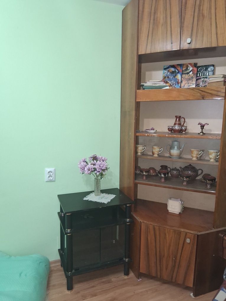 Мебели в отлично състояние.
