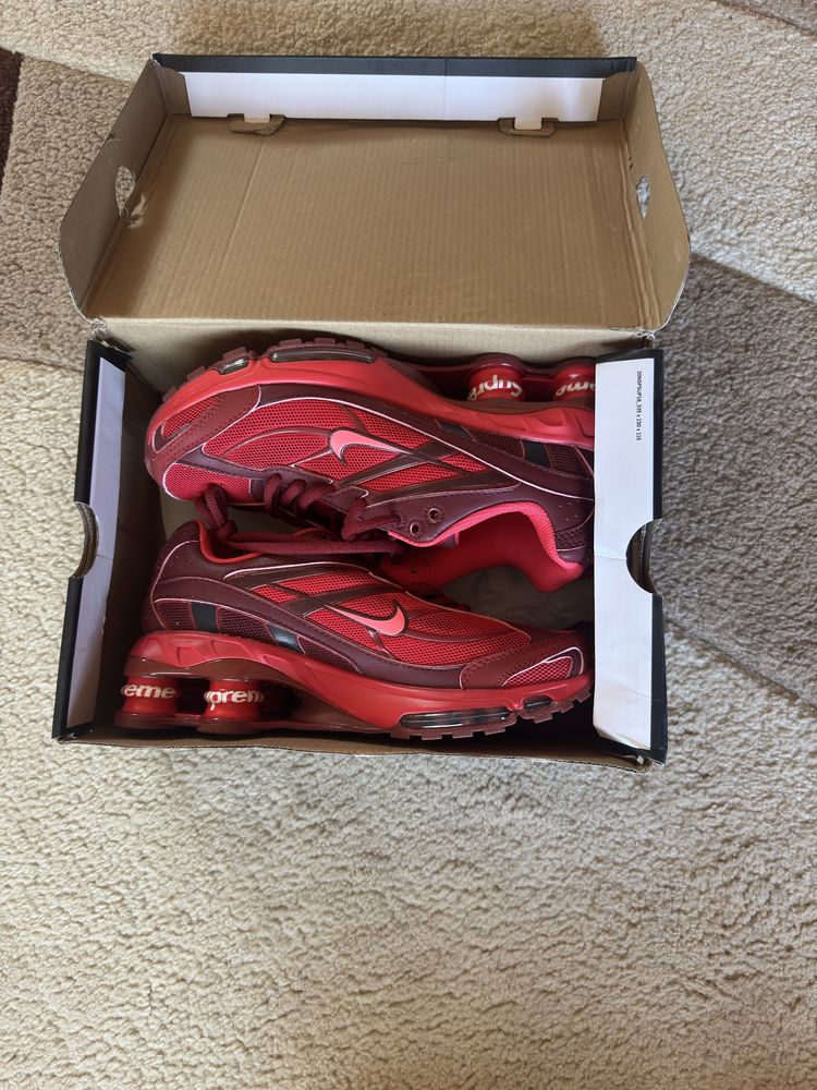 Nike x Supreme Shox Ride 2 White & Red обувки