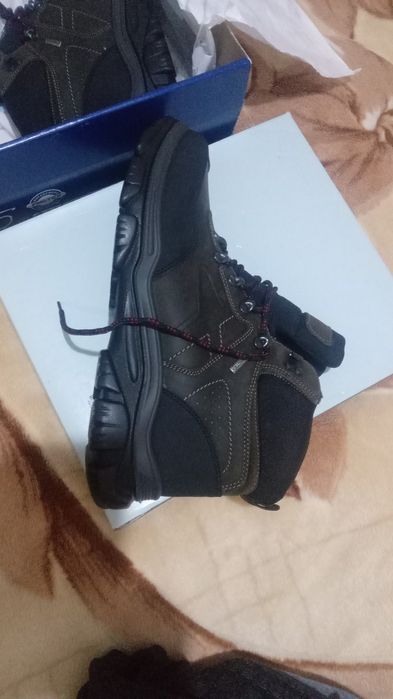 Мужские кроссовки