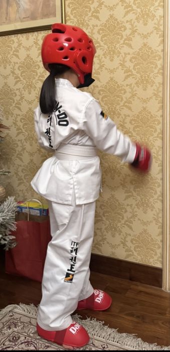 Форма на тхэквондо детская