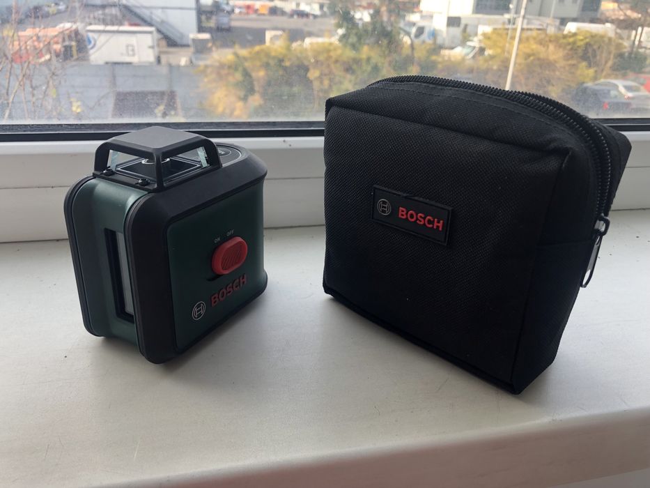 Nivela Laser universal level 360 pret 450 lei laser si husa