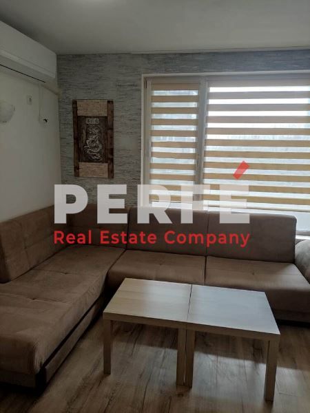 Дава се под наем Двустаен апартамент в Бургас, Лазур - 70 кв.м за 408 € - Снимка #2