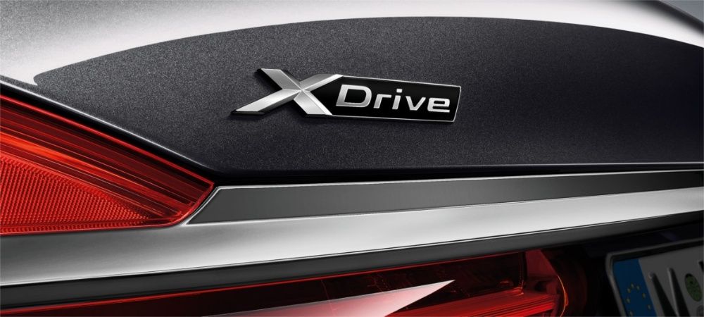 Emblema BMW XDrive sau S-Drive metal