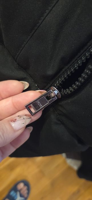 Ново  мъжко яке Boss