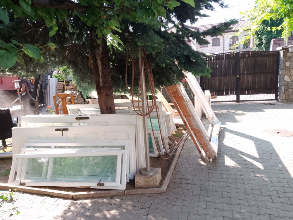 Evacuez Transport Excavator Buldoexcavator De Închiriat