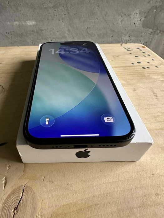 iphone 16 Black 128 GB