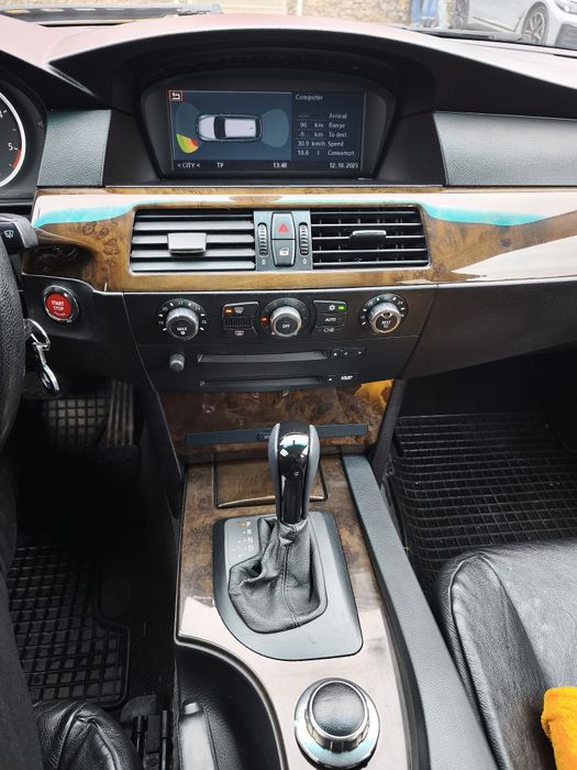 BMW E61 3.0XD 300кс.