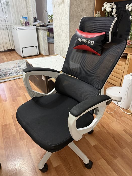 Компьютерный стул