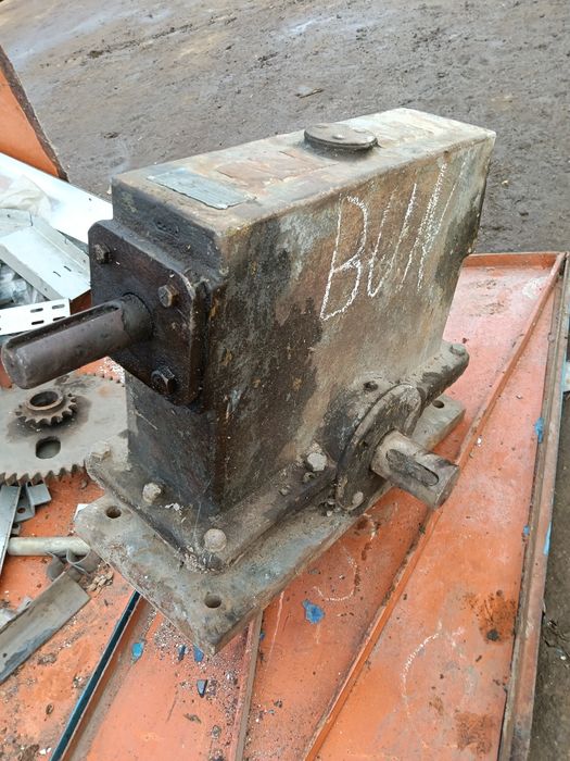 Reductor forță raport 53 la 1/2