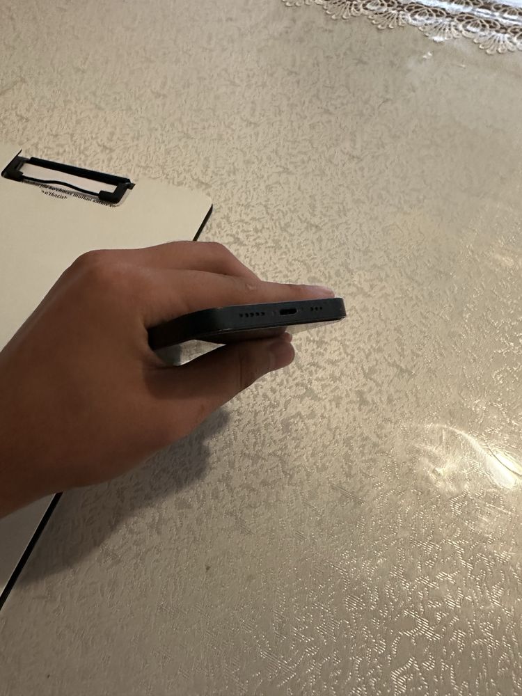 Iphone 13 sotiladi holati 10/8