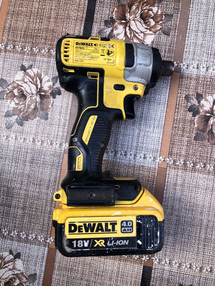 Безчетков Импакт Dewalt