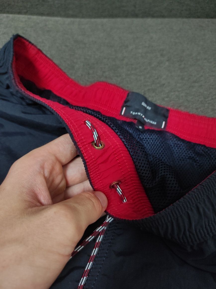 Мъжки къси панталони/бански Tommy Hilfiger (M) (Оригинал)