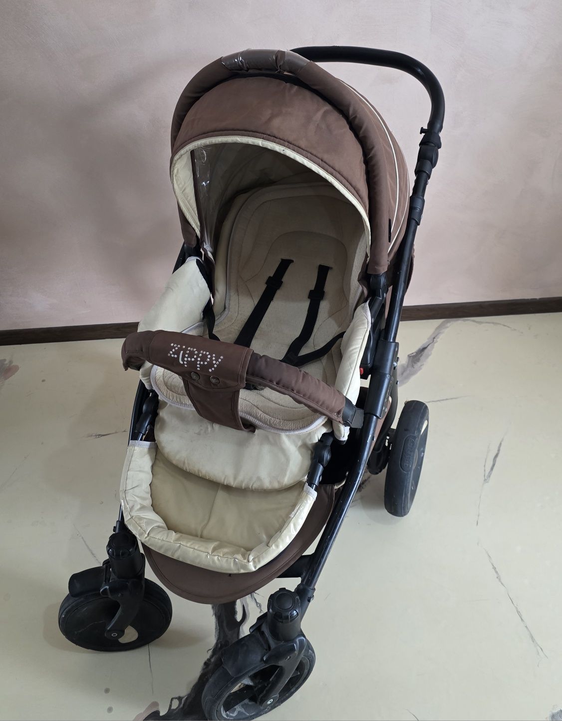 Бебешка количка Tutis Zippy 3в1