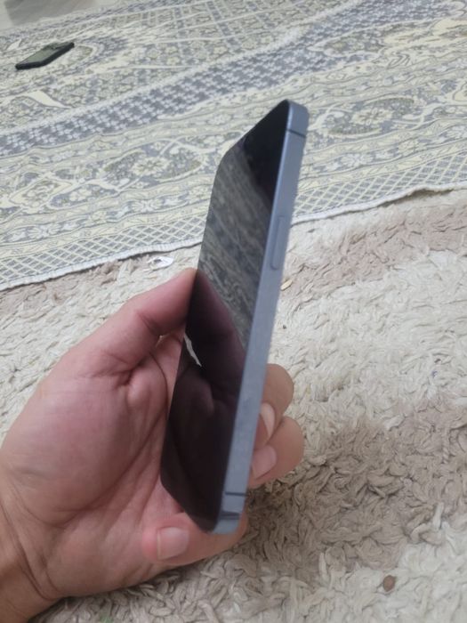 Айфон 13 про в отличном состоянии