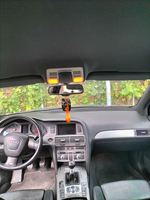 Audi A6 C6 2006 .