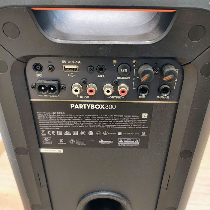 JBL partybox 300