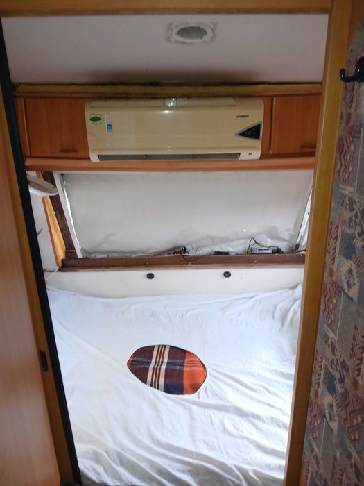 Продавам каравана Хоби 94г.