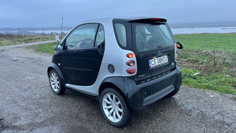 Smart ForTwo Coupe 0.7 benzină, întreținută