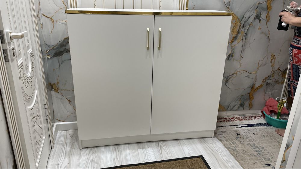 Шкаф для зала, прихожки и гостиной