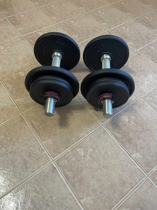 Dumbbell с регулиращи се тежисти