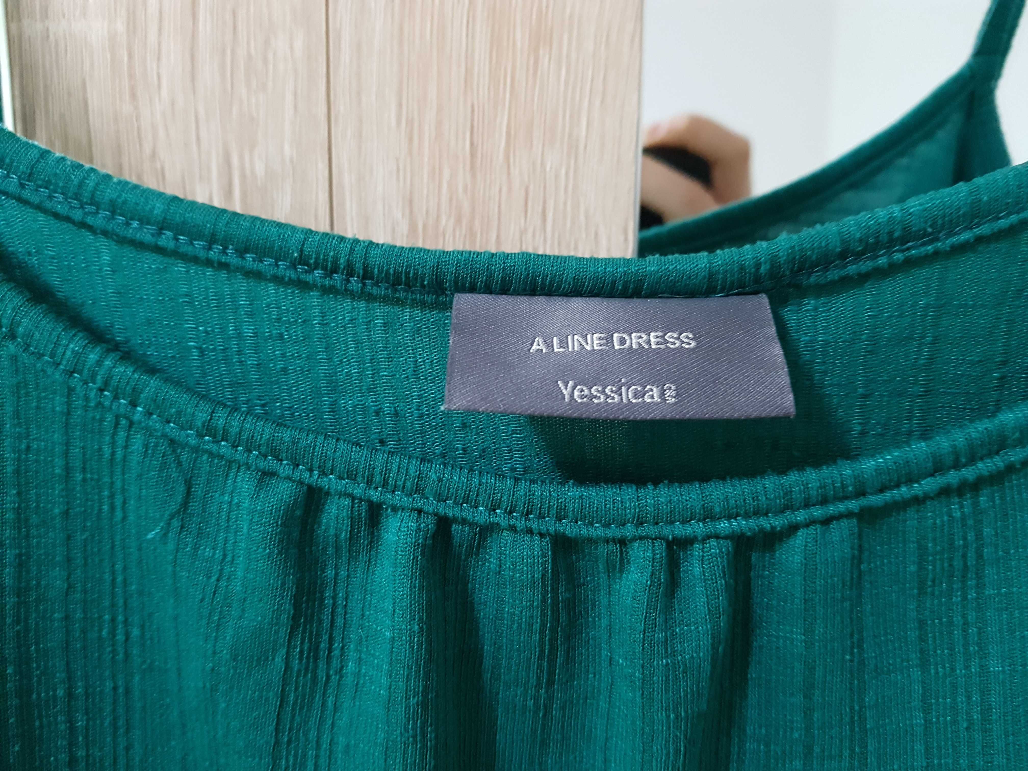 Rochie verde de vara - marca C&A, marimea XS
