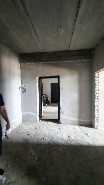 Сергели квартира 1  комната 3 этаж коробка