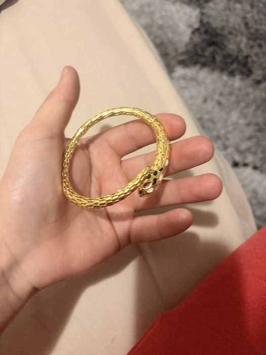 Vand bratara de aur model deosebit