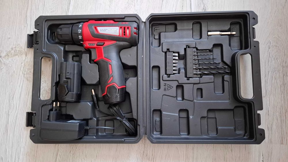 Акумулаторна бормашина RAIDER RD-CDL09T