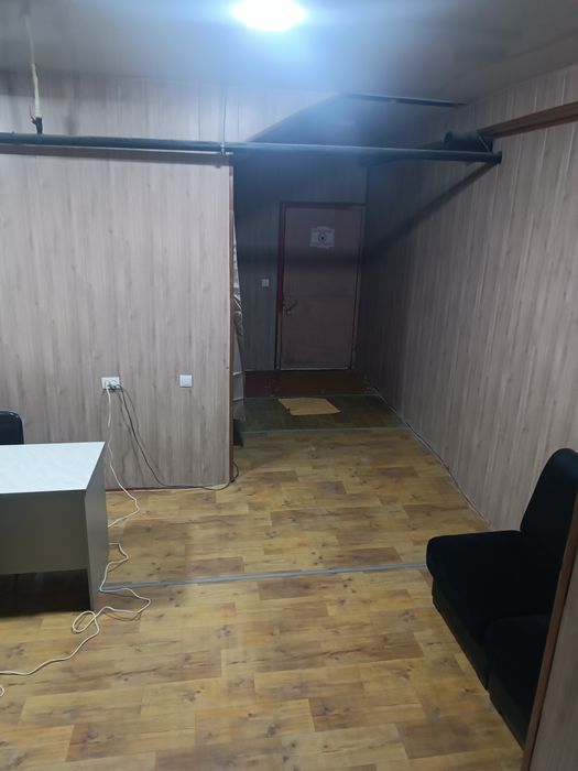 Сдаётся часть помещение под мастерскую