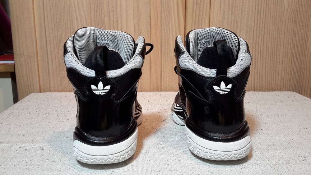 Adidasi Adidas nr 43 1/3