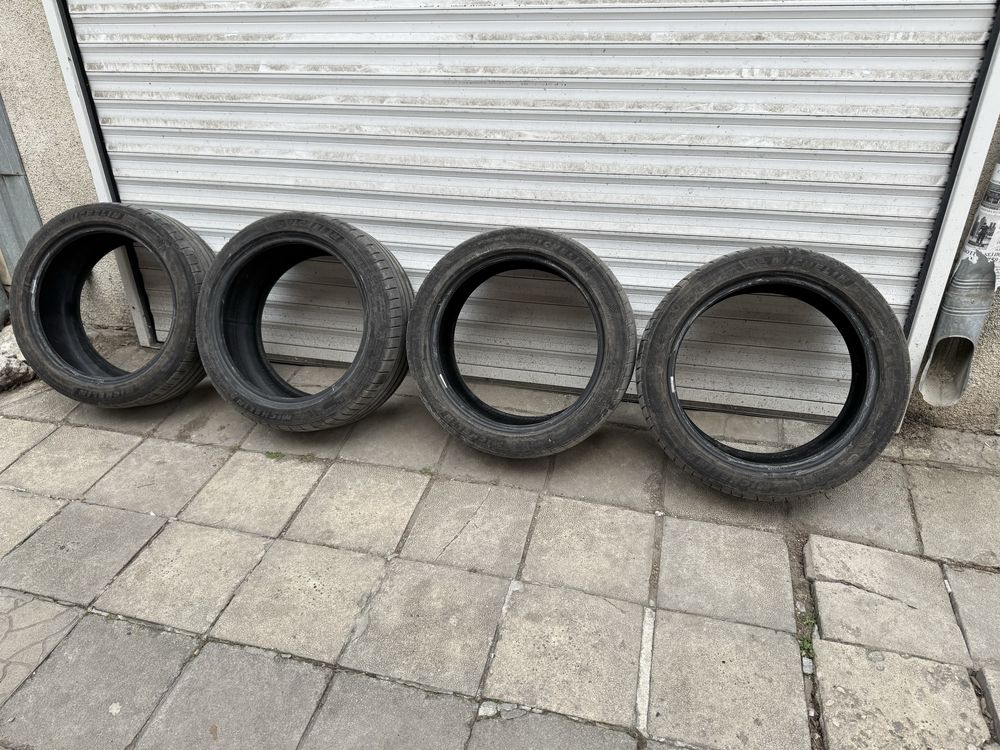 Michelin Pilot Sport 4