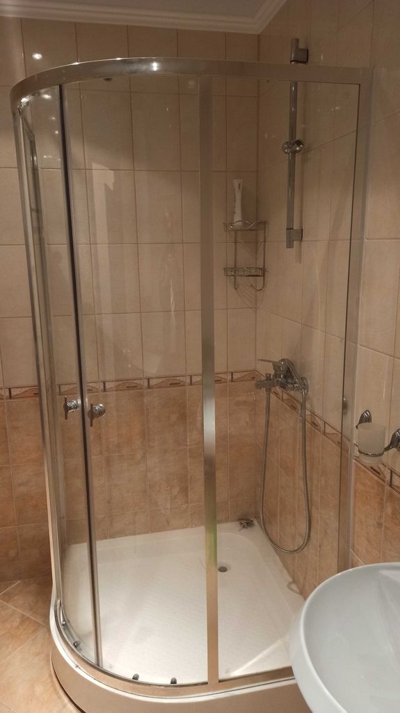 Продава се Тристаен апартамент в к.к. Елените - 107 кв.м за 1402 €/кв.м - Снимка #2
