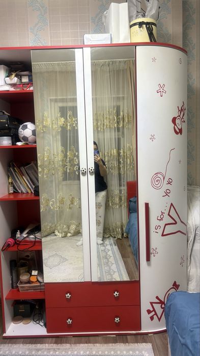 Продам детскую кравать /и шкаф /