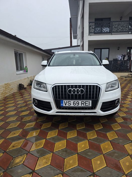 Audi q5 2015, luna 8