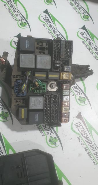 Capac panou sigurante motor Ford Mondeo MK3